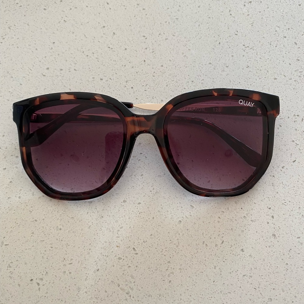 QUAY Sunglasses